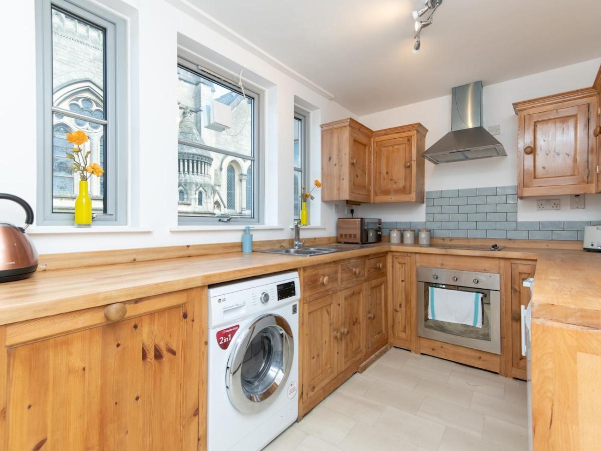 Pass The Keys Bright Modern One Bed Apartment - Bath City Centre エクステリア 写真
