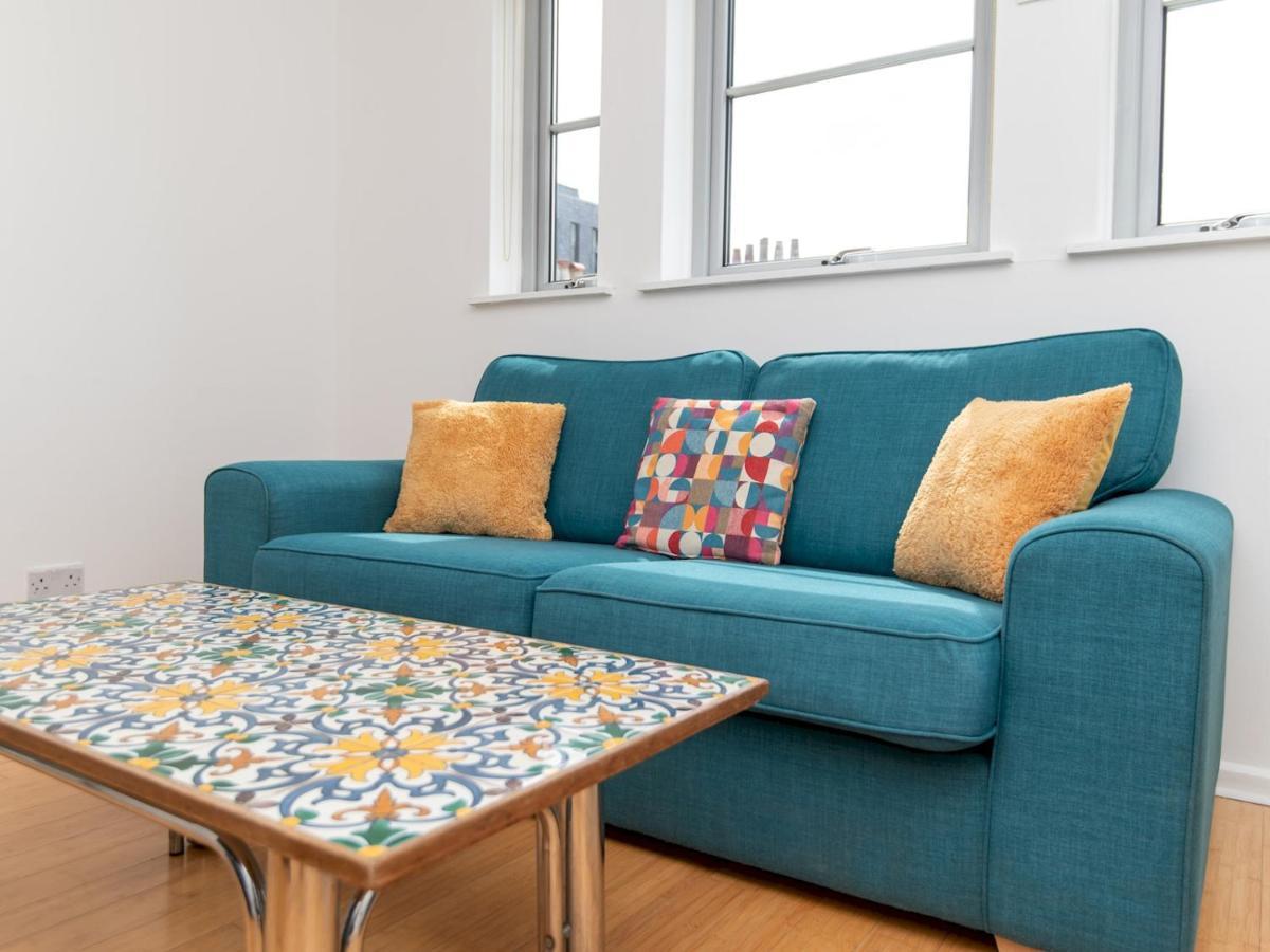 Pass The Keys Bright Modern One Bed Apartment - Bath City Centre エクステリア 写真